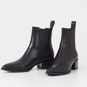 Vagabond Black Leather Booties